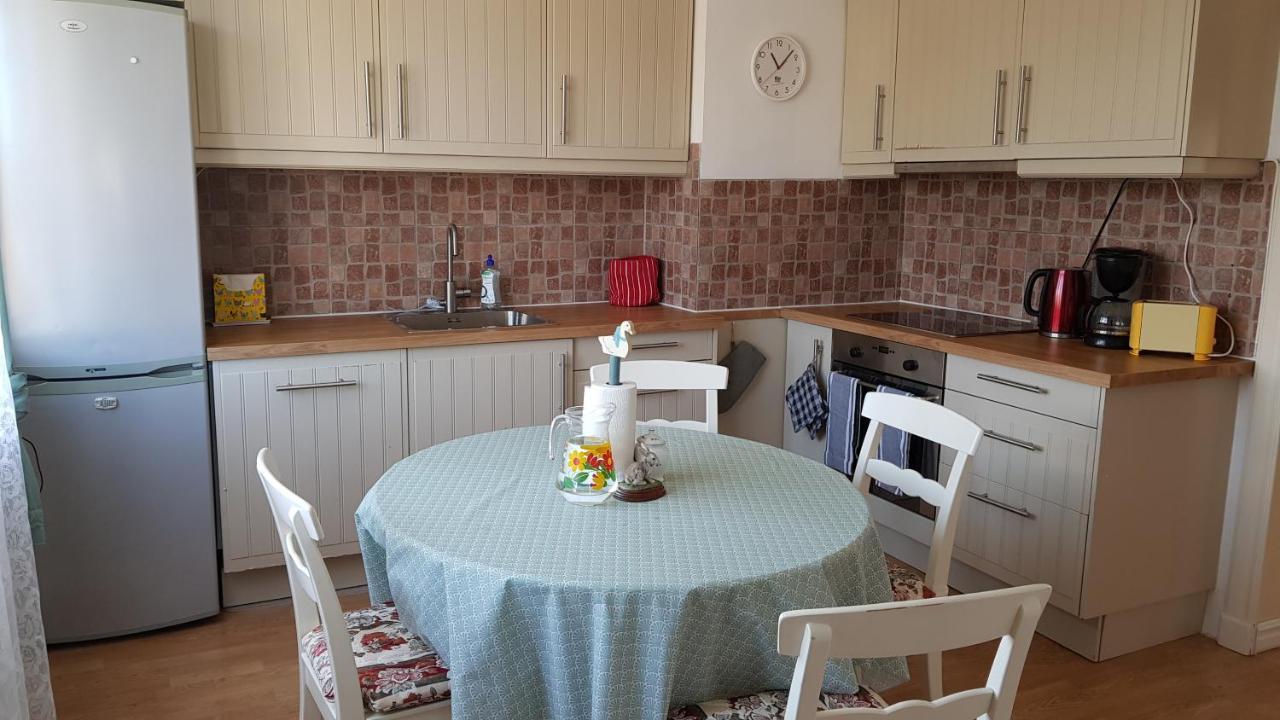 Trevligt Hus Med Egen Gard Och Fri Wifi, Emmaboda Kommun, Lindas Luaran gambar
