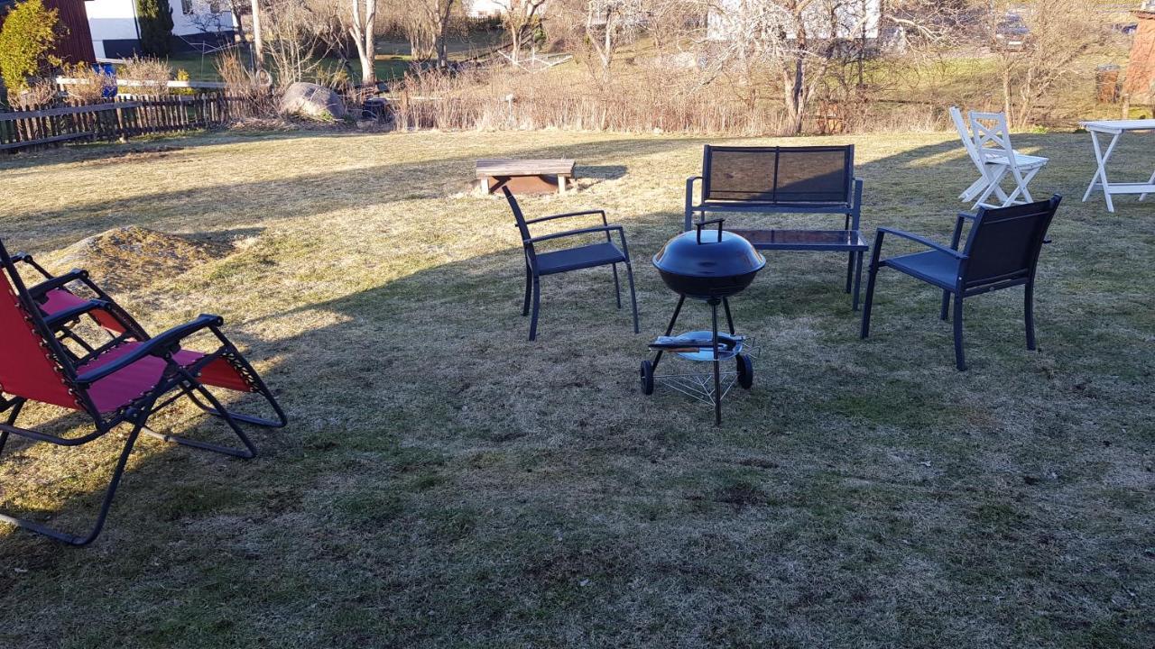 Trevligt Hus Med Egen Gard Och Fri Wifi, Emmaboda Kommun, Lindas Luaran gambar