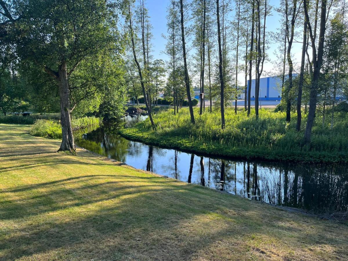 Trevligt Hus Med Egen Gard Och Fri Wifi, Emmaboda Kommun, Lindas Luaran gambar